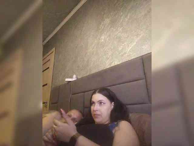 Cleopatra1990 webcam