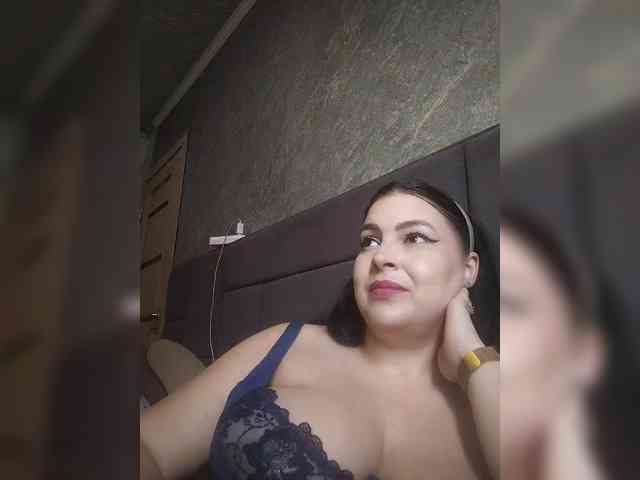 Cleopatra1990 webcam