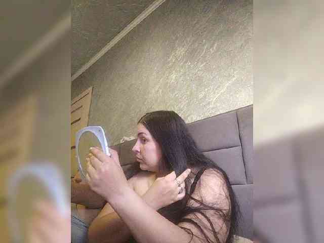 Cleopatra1990 webcam