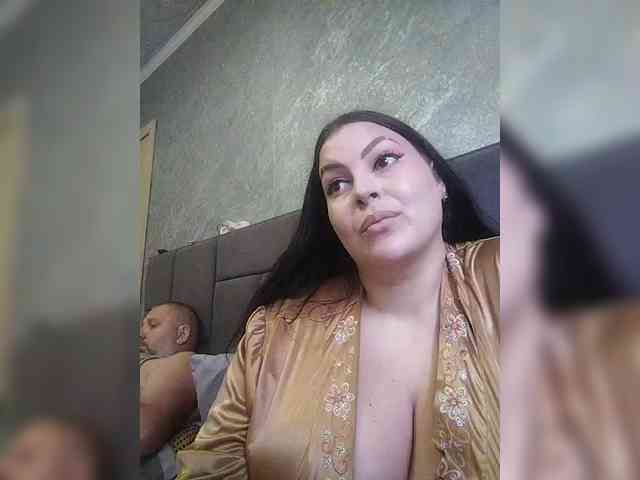 Cleopatra1990 webcam