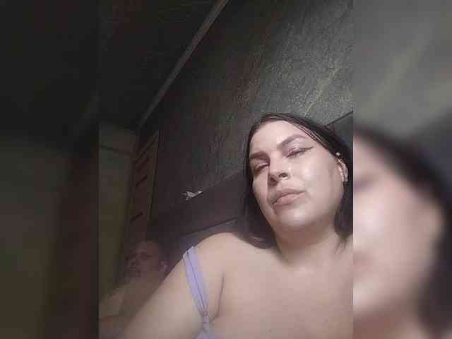 Cleopatra1990 webcam