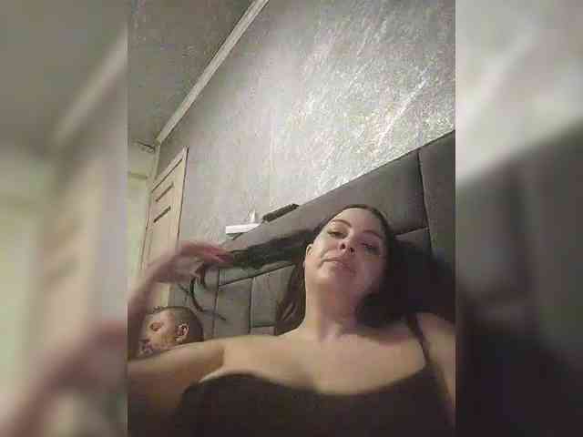 Cleopatra1990 webcam