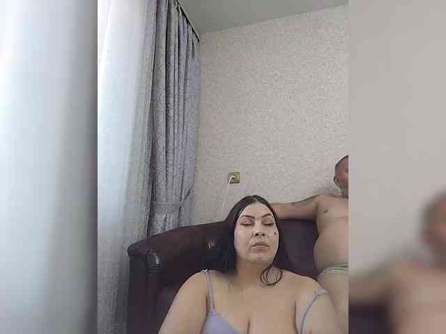 Cleopatra1990 webcam