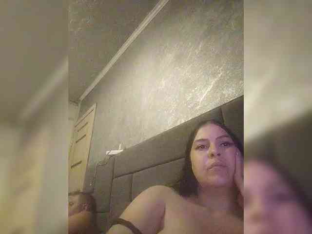Cleopatra1990 webcam