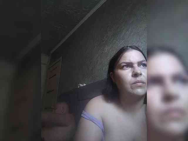 Cleopatra1990 webcam
