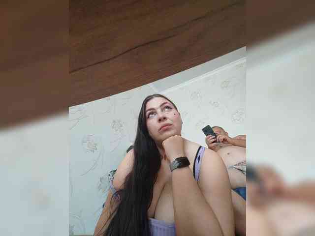 Cleopatra1990 webcam