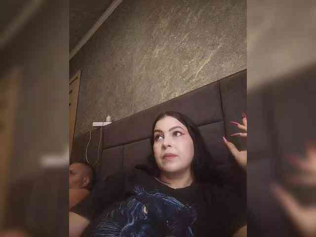 Cleopatra1990 webcam