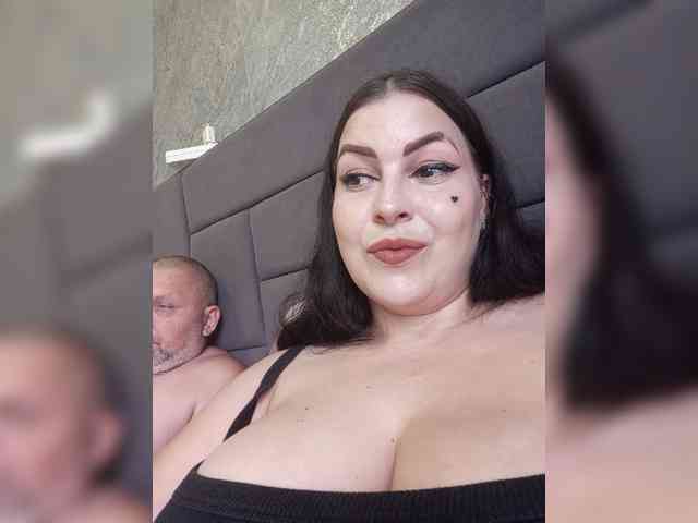 Cleopatra1990 webcam