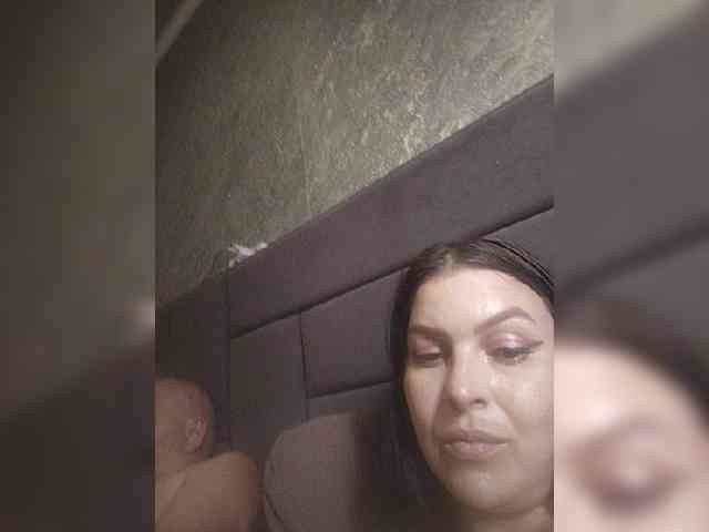 Cleopatra1990 webcam