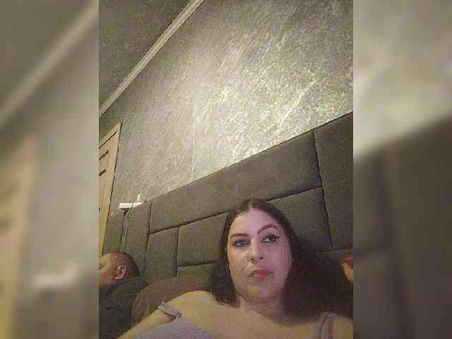 Cleopatra1990 webcam