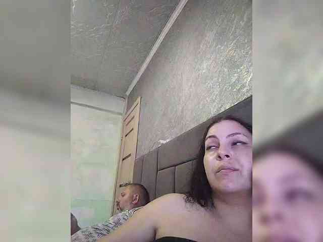 Cleopatra1990 webcam
