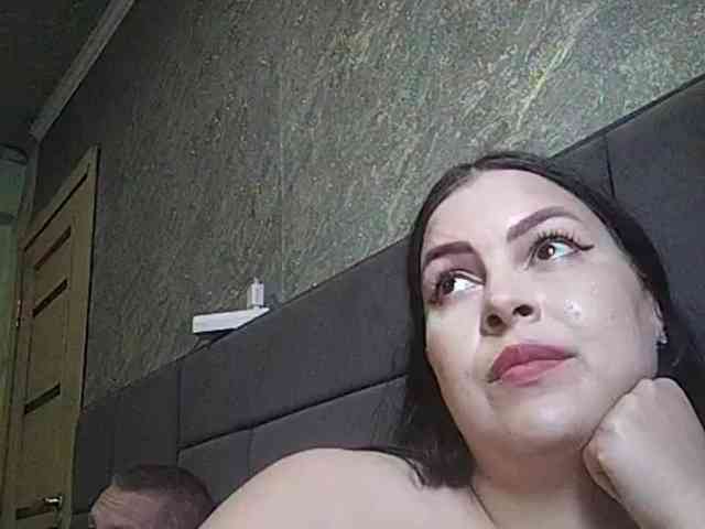 Cleopatra1990 webcam