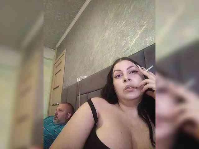 Cleopatra1990 webcam