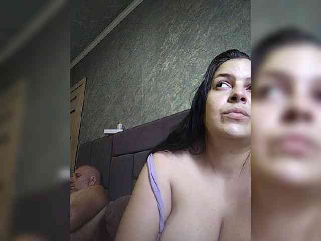 Cleopatra1990 webcam