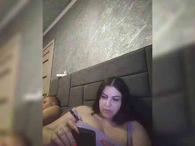 Cleopatra1990 webcam