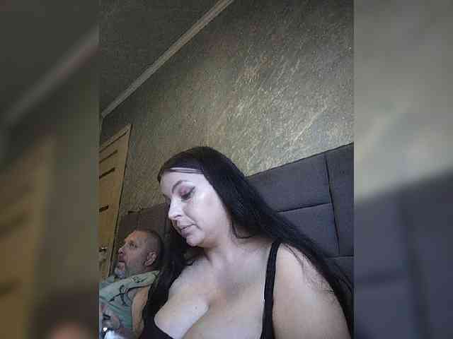 Cleopatra1990 webcam