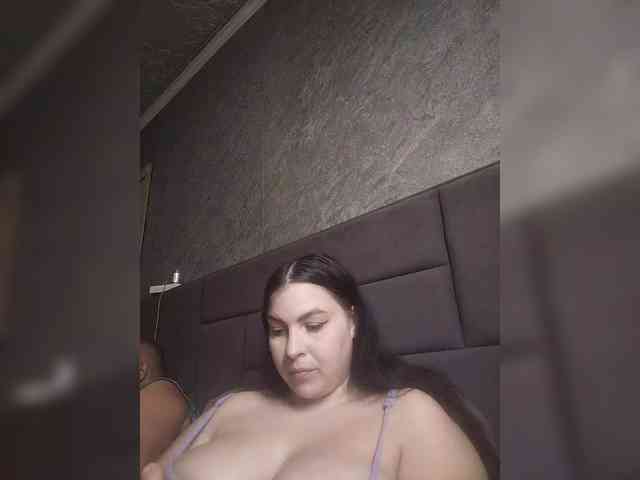 Cleopatra1990 webcam