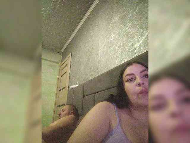 Cleopatra1990 webcam