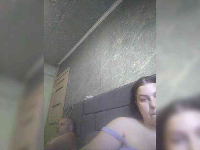 Cleopatra1990 webcam