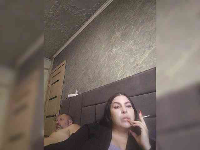 Cleopatra1990 webcam