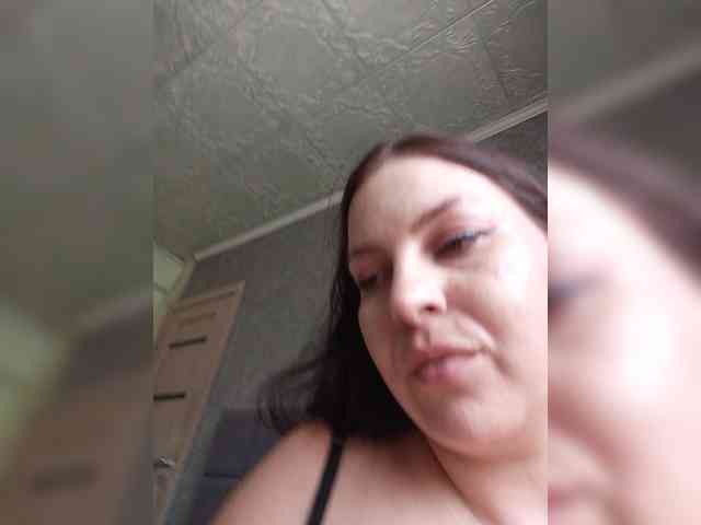 Cleopatra1990 webcam