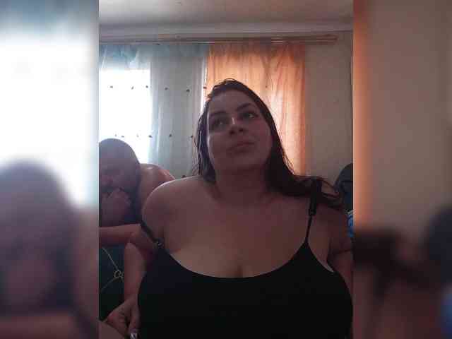 Cleopatra1990 webcam