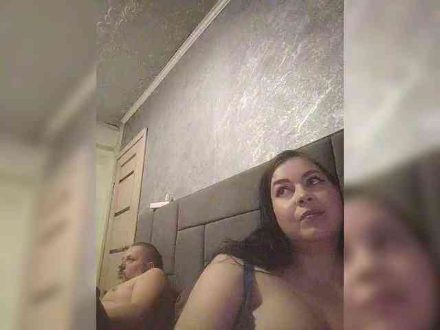 Cleopatra1990 webcam