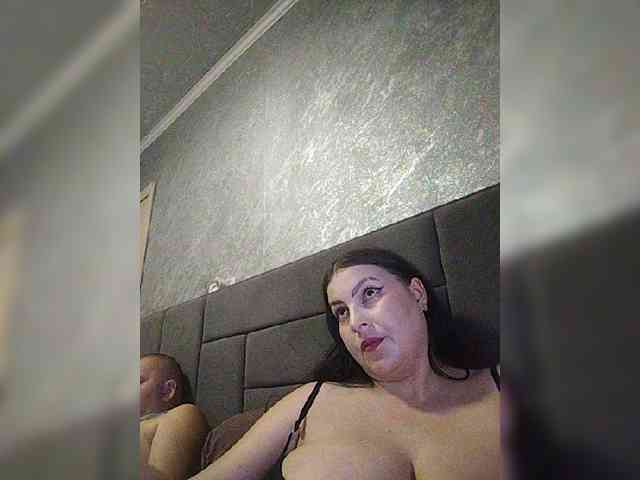Cleopatra1990 webcam