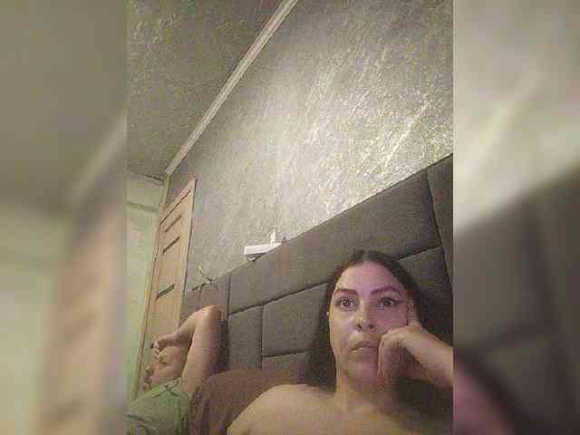 Cleopatra1990 webcam