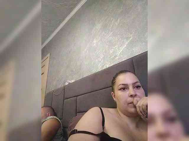 Cleopatra1990 webcam
