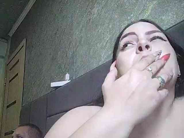 Cleopatra1990 webcam