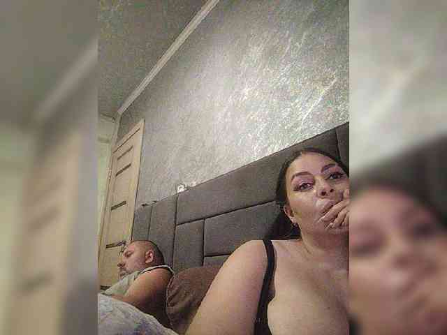 Cleopatra1990 webcam