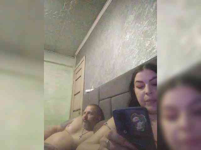 Cleopatra1990 webcam