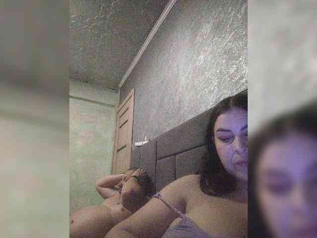 Cleopatra1990 webcam