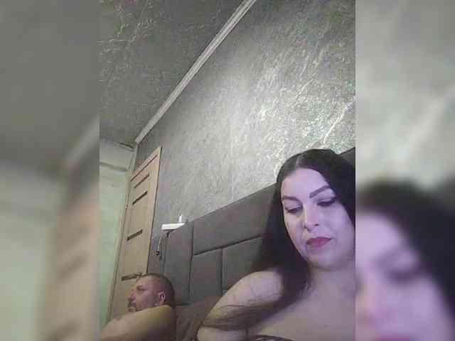 Cleopatra1990 webcam