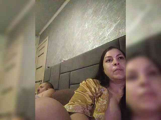 Cleopatra1990 webcam