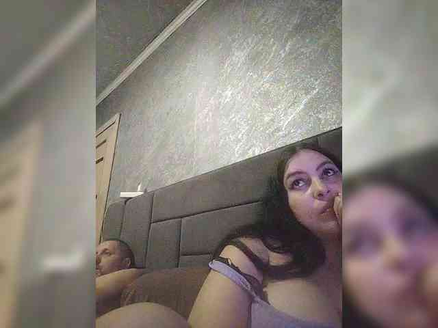 Cleopatra1990 webcam