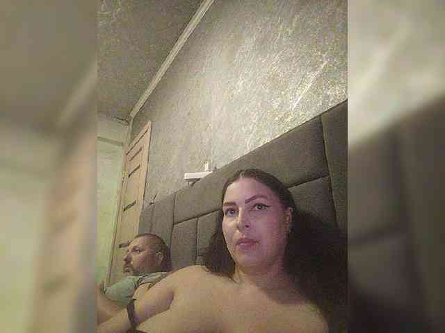 Cleopatra1990 webcam
