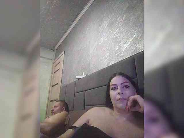Cleopatra1990 webcam