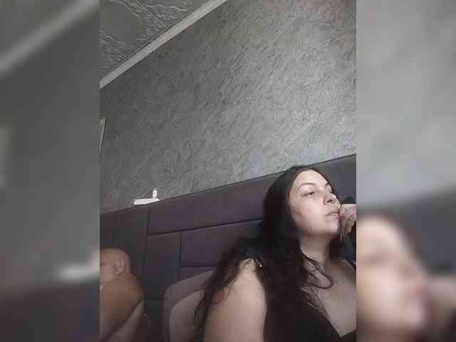 Cleopatra1990 webcam
