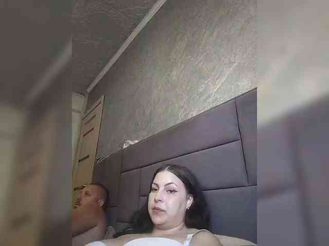 Cleopatra1990 webcam