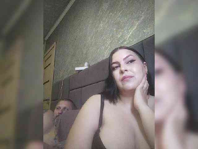 Cleopatra1990 webcam