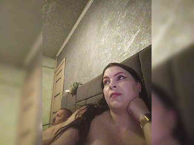 Cleopatra1990 webcam