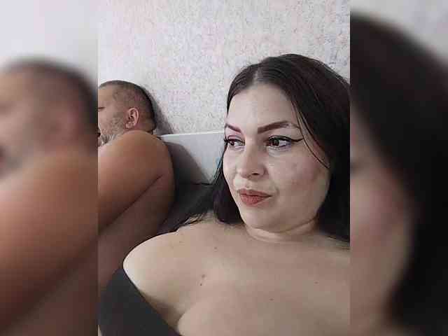 Cleopatra1990 webcam