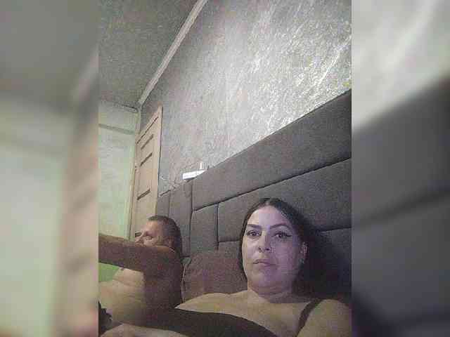 Cleopatra1990 webcam