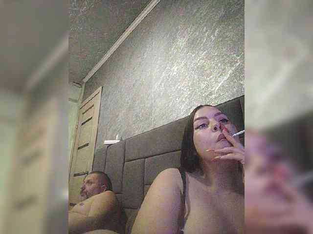 Cleopatra1990 webcam