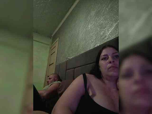 Cleopatra1990 webcam