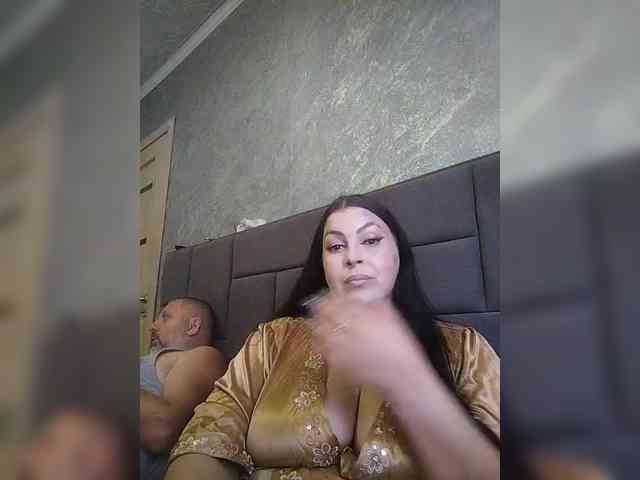 Cleopatra1990 webcam