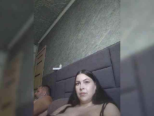 Cleopatra1990 webcam
