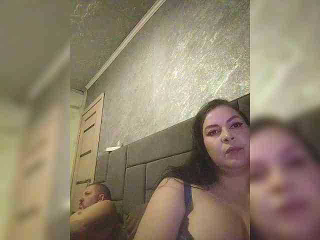 Cleopatra1990 webcam